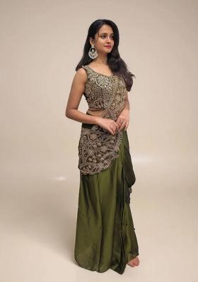 Mehendi Embroidery Silk Saree Set