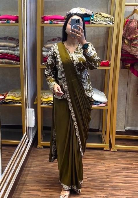 Mehendi Embroidery Silk Blend Saree Set