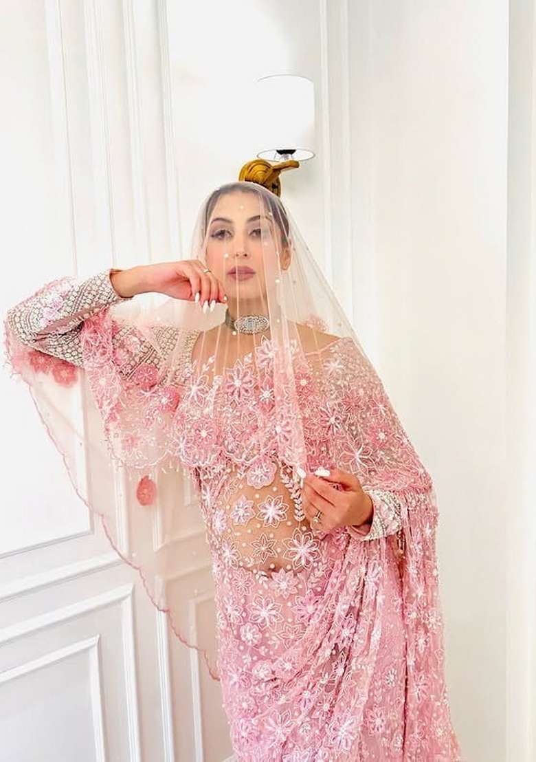 Pink Solid Net Saree Set for Diwali | Wedding & Festive Wear - Indya