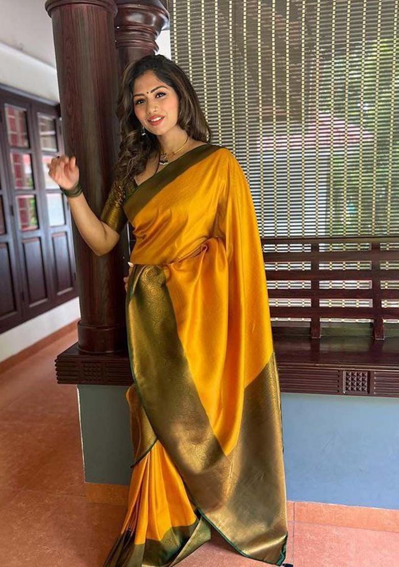 Mustard Jacquard Silk Saree Set - Indya