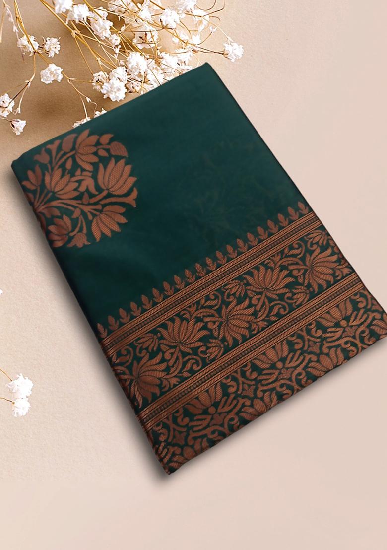 Green Jacquard Silk Saree Set - Indya