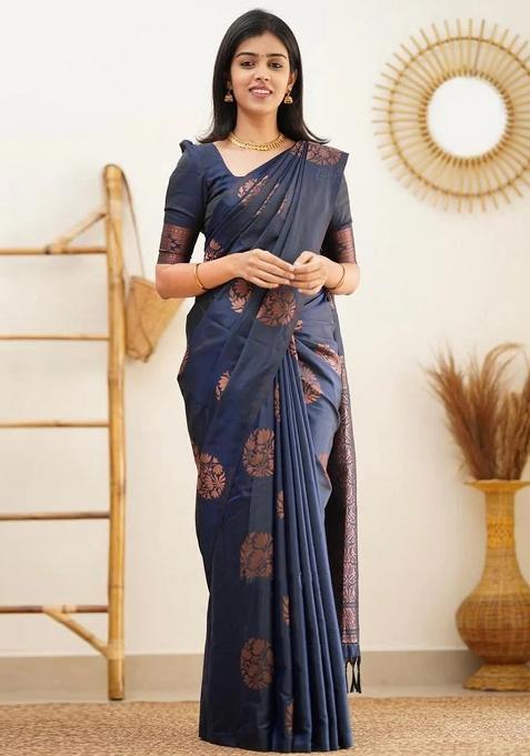 Blue Jacquard Silk Saree Set — view on Indya