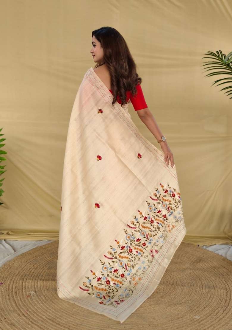 Cream Silk Blend Saree Set with Embroidered for Diwali | Wedding & Festive Wear - Indya