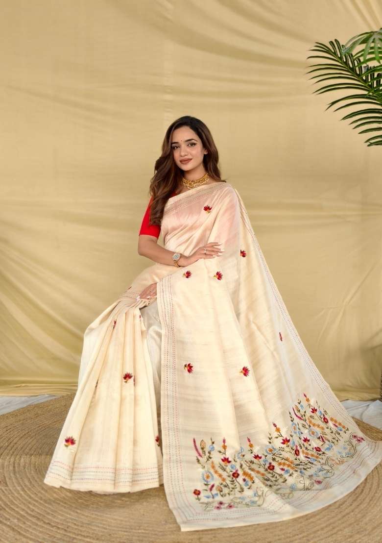 Cream Silk Blend Saree Set with Embroidered for Diwali | Wedding & Festive Wear - Indya