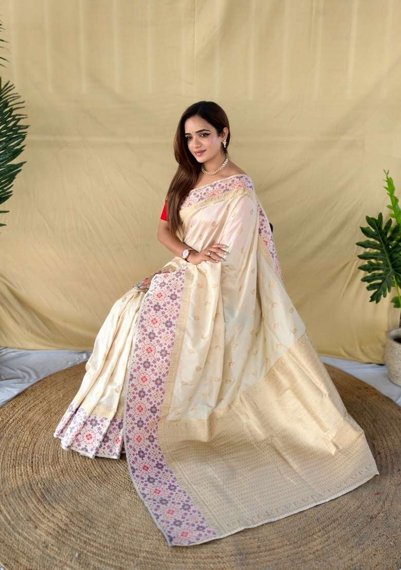 Ivory Woven Silk Blend Saree Set for Diwali | Wedding & Festive Wear - Indya