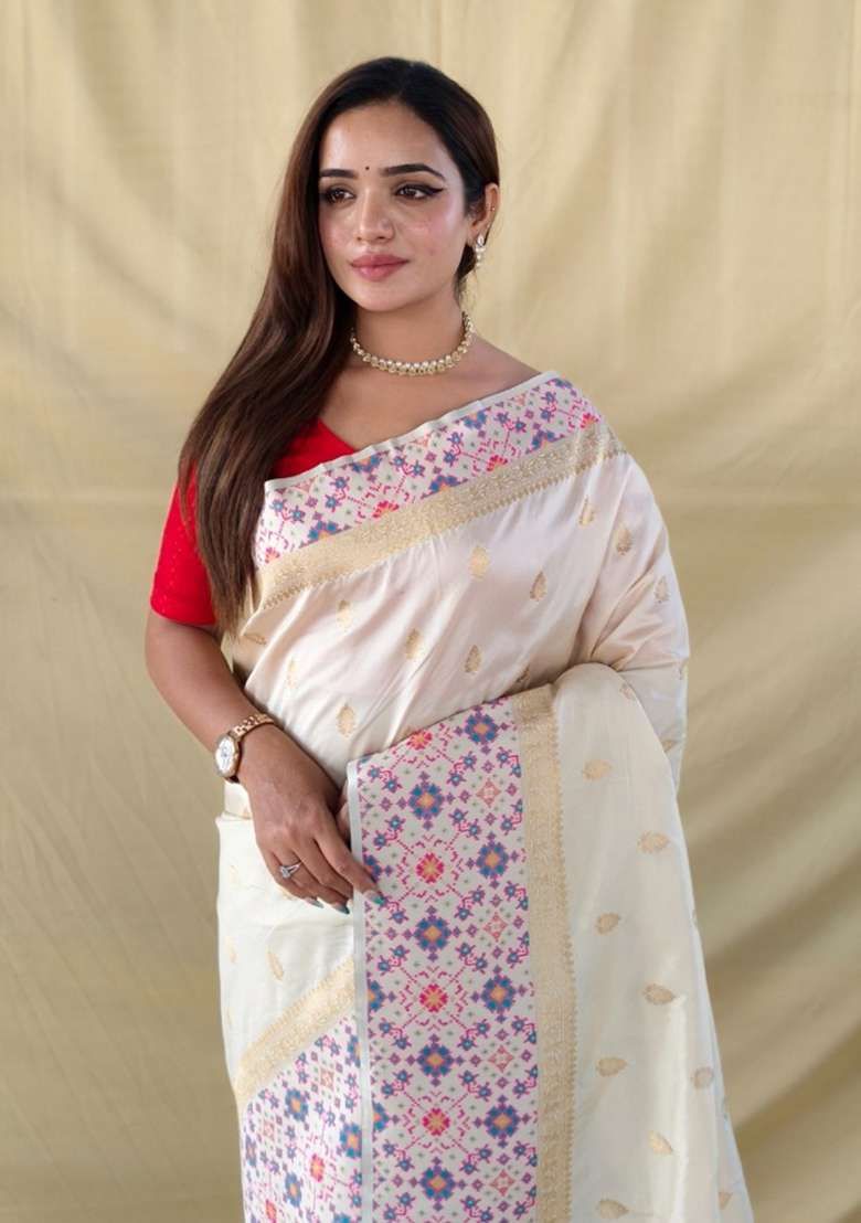Ivory Woven Silk Blend Saree Set for Diwali | Wedding & Festive Wear - Indya