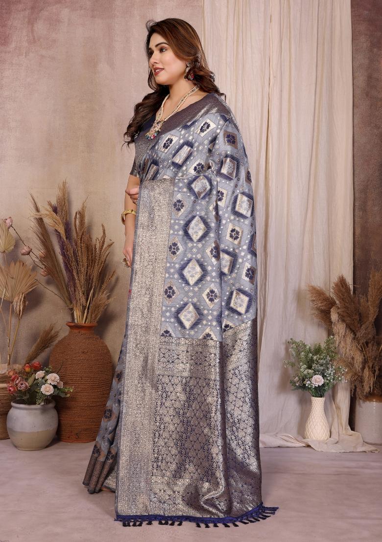 Blue Jacquard Cotton Saree Set - Indya
