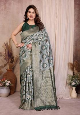 Green Jacquard Cotton Saree Set