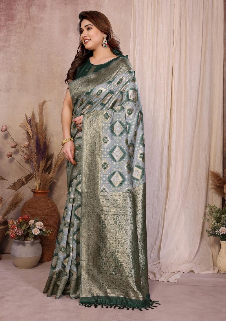 Green Jacquard Cotton Saree Set - Indya