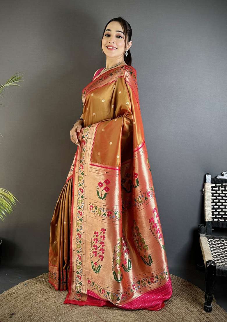 Peach Silk Blend Saree Set with Floral Print for Diwali | Wedding & Festive Wear - Indya