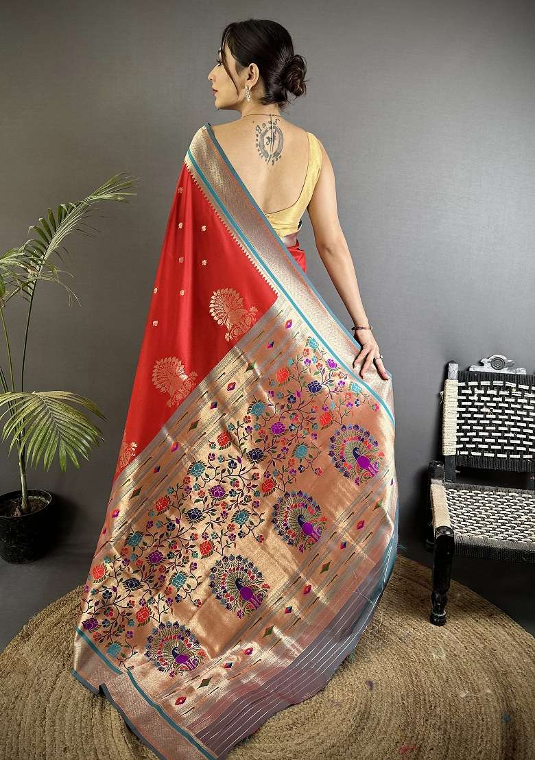 Red Silk Blend Saree Set with Floral Print for Diwali | Wedding & Festive Wear - Indya