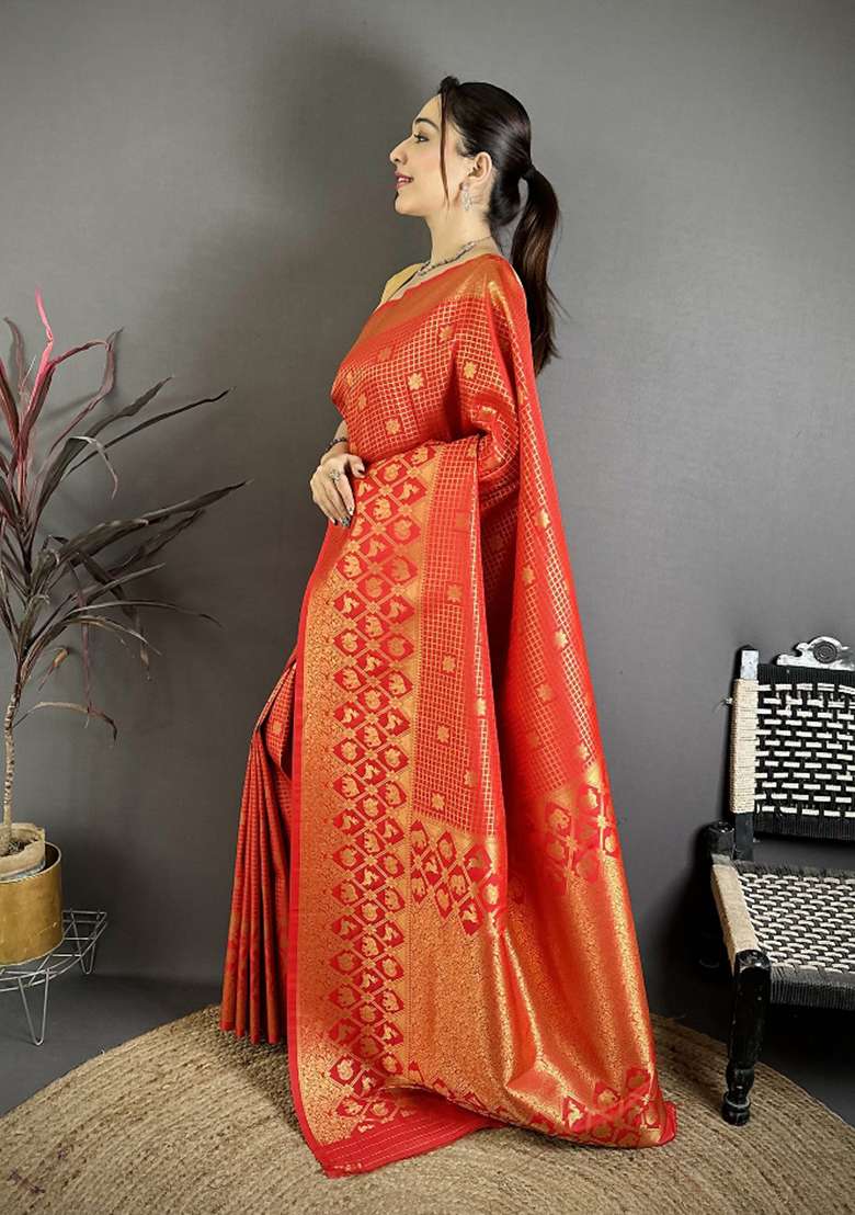 Red Floral Print Silk Blend Saree Set for Diwali and Festive Wear - Indya