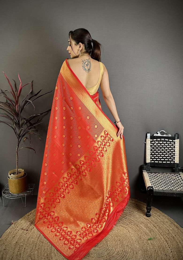 Red Floral Print Silk Blend Saree Set for Diwali and Festive Wear - Indya
