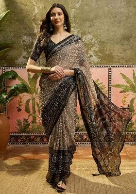 Grey Bandhani Georgette Saree Set