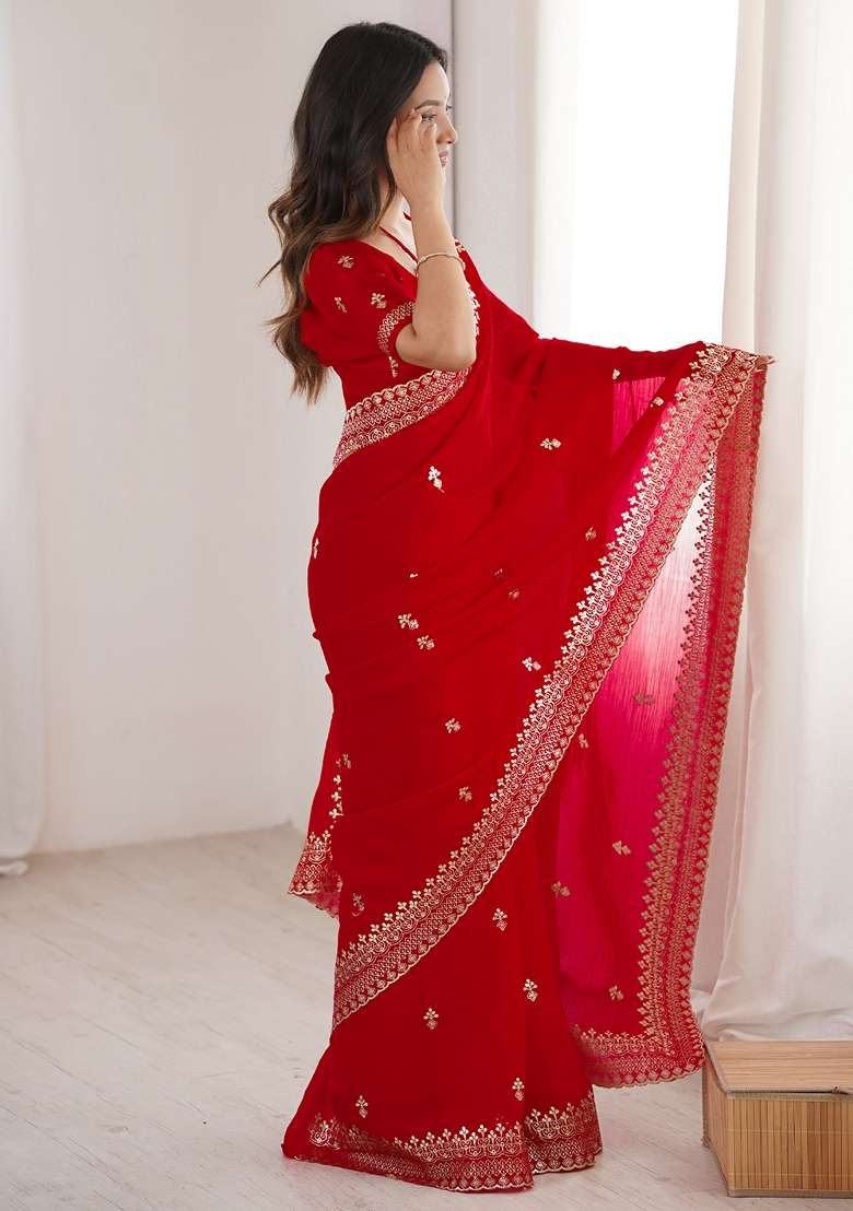 Red Embroidered Silk Blend Saree Set for Diwali and Festive Wear - Indya