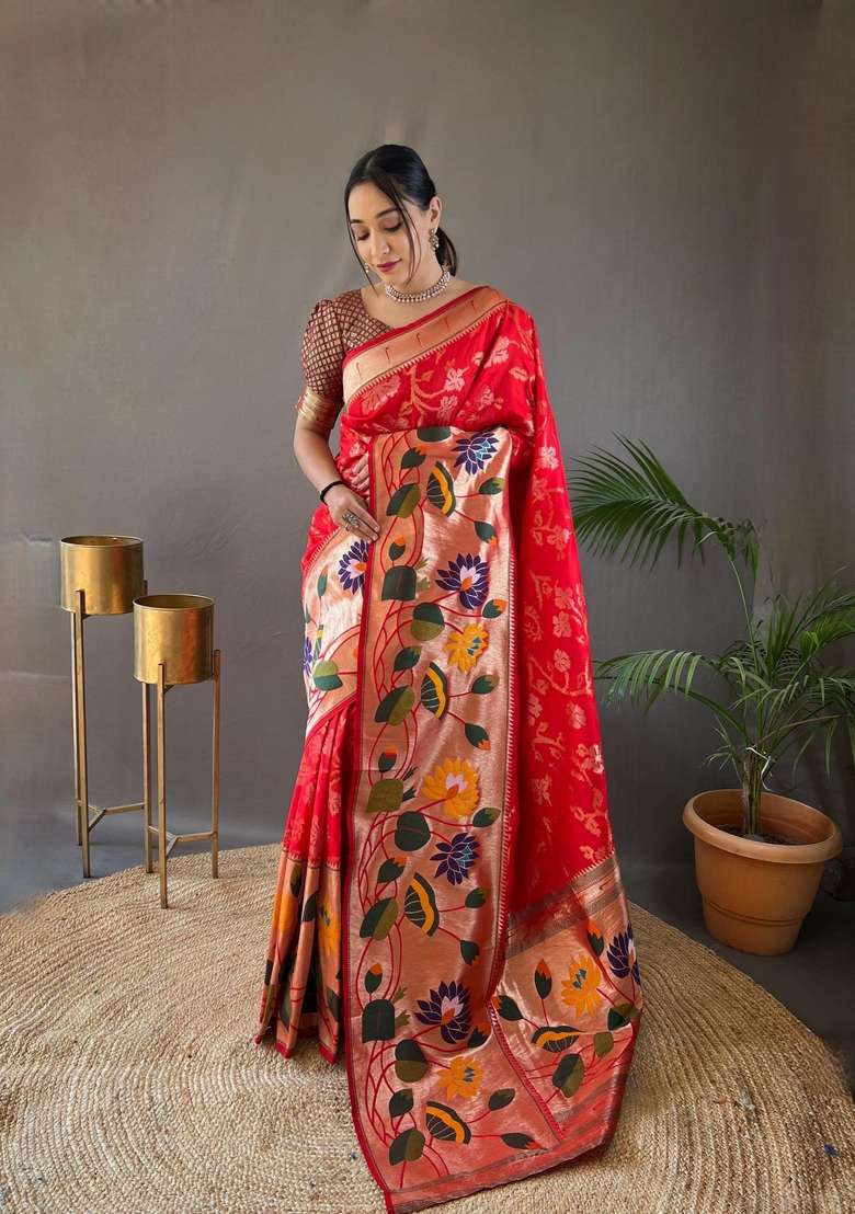 Red Silk Blend Saree Set with Zari Work for Diwali | Wedding & Festive Wear - Indya