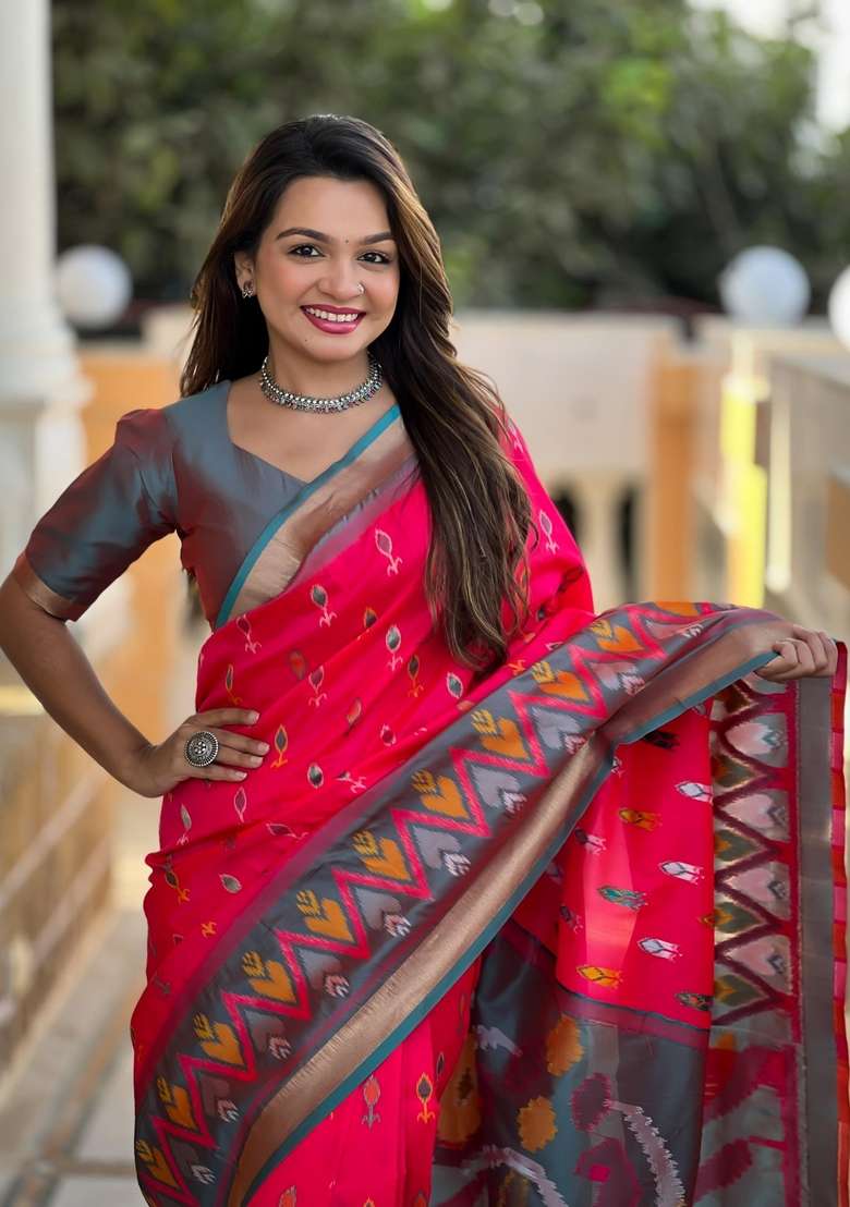 Hot Pink Zari Work Silk Blend Saree Set for Diwali and Festive Wear - Indya