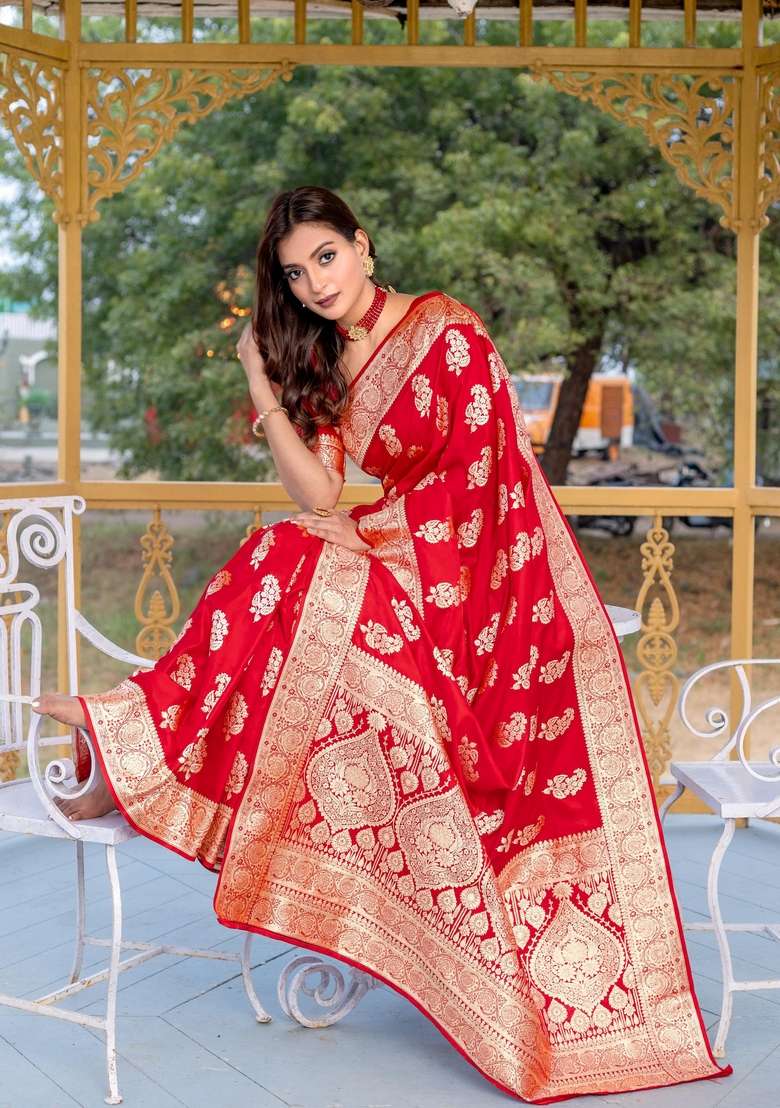 Red Zari Work Silk Blend Saree Set for Diwali and Festive Wear - Indya