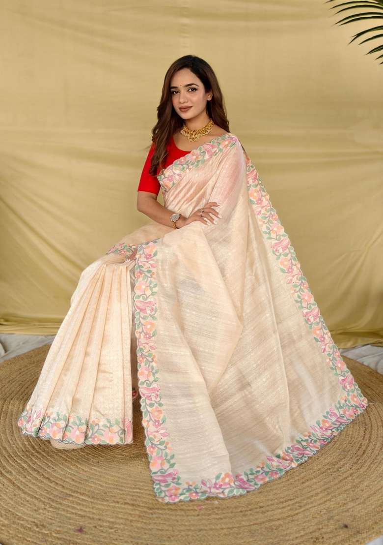 Cream Silk Blend Saree Set with Zari Work for Diwali | Wedding & Festive Wear - Indya