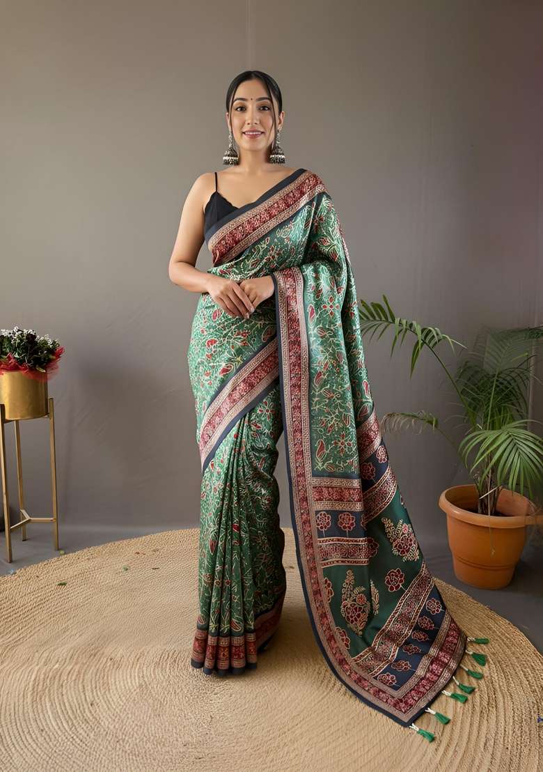 Green Silk Blend Saree Set with Zari Work for Diwali | Wedding & Festive Wear - Indya
