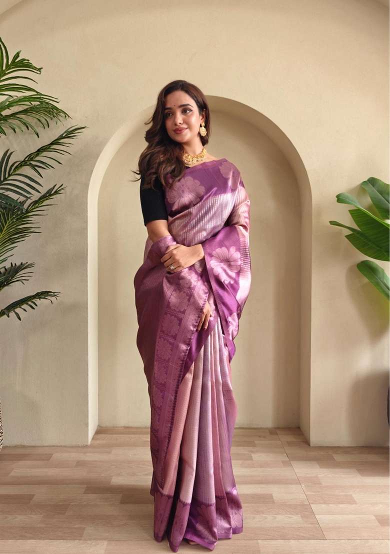 Onion Pink Silk Blend Saree Set with Zari Work for Diwali | Wedding & Festive Wear - Indya