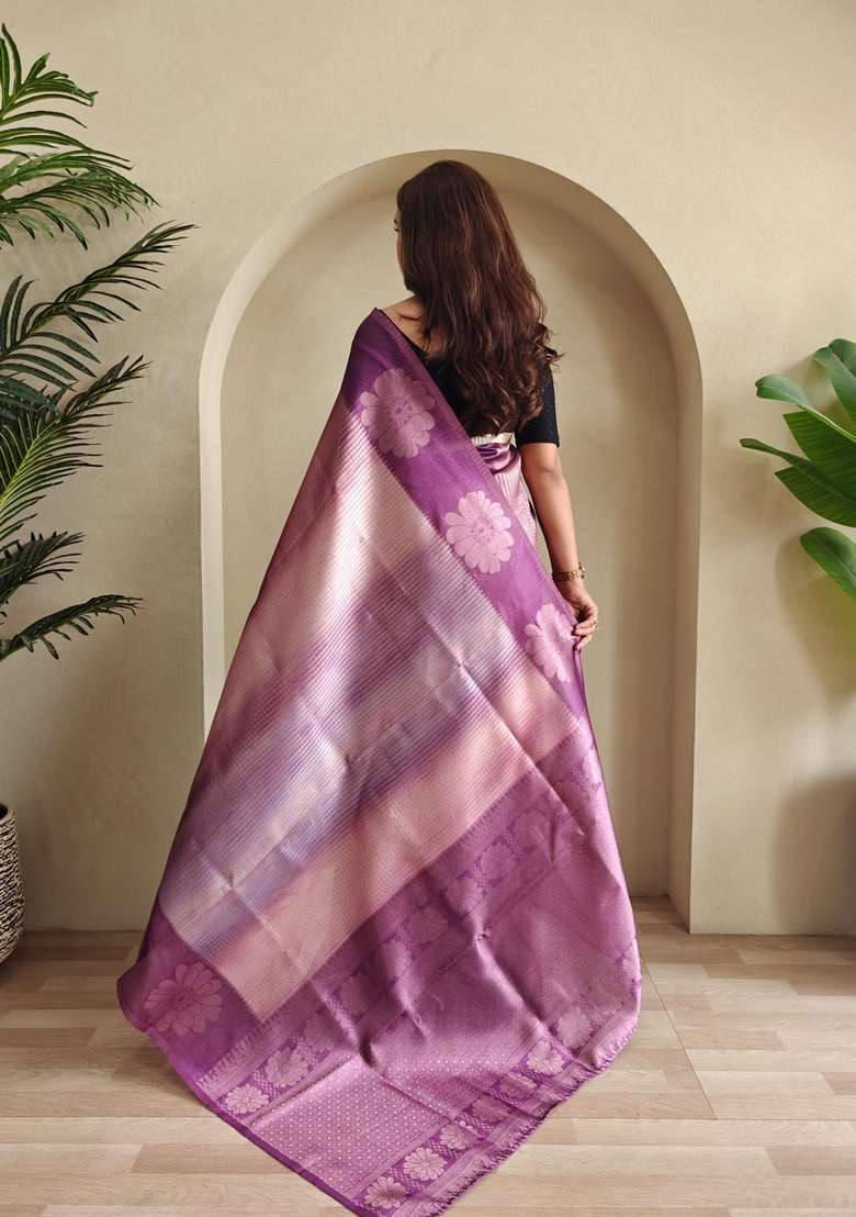 Onion Pink Silk Blend Saree Set with Zari Work for Diwali | Wedding & Festive Wear - Indya