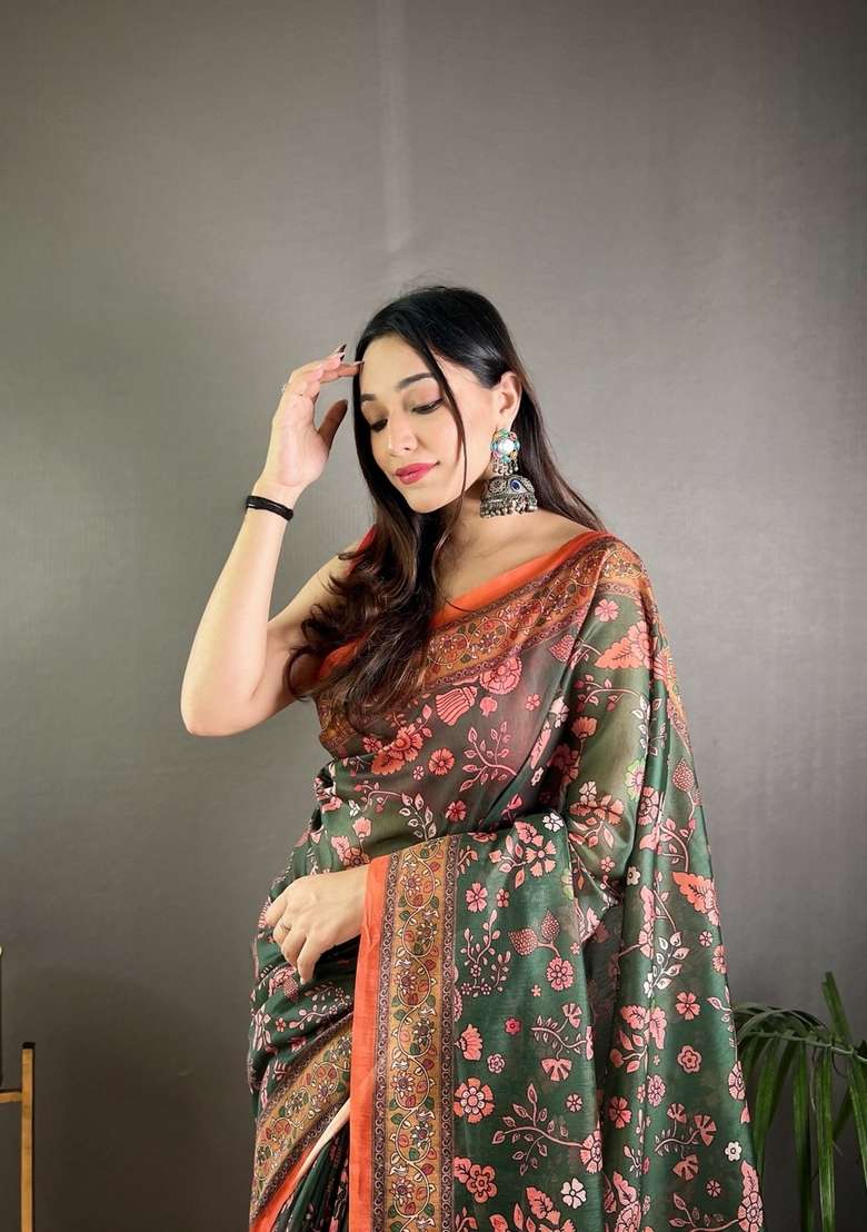 Dark Green Silk Blend Saree Set with Zari Work for Diwali | Wedding & Festive Wear - Indya