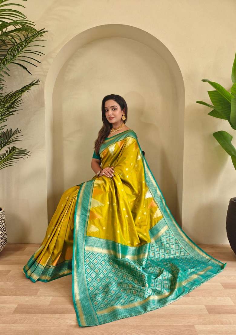 Lemon Zari Work Silk Blend Saree Set for Diwali and Festive Wear - Indya