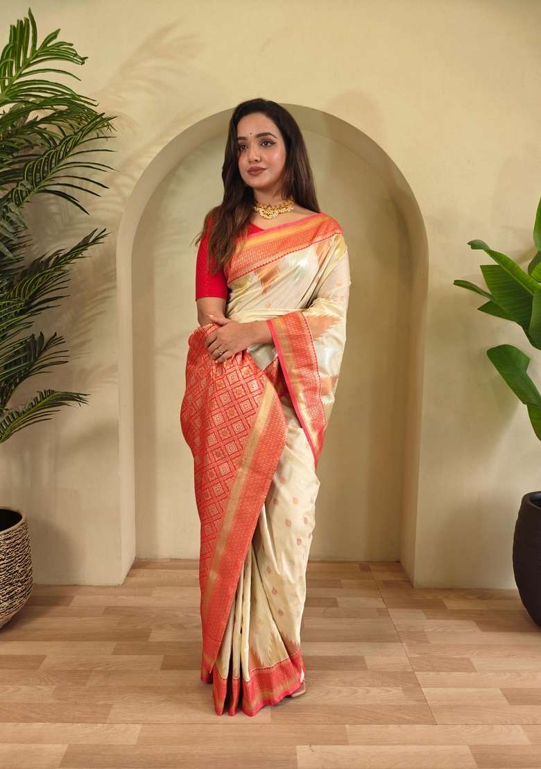 White Zari Work Silk Blend Saree Set for Diwali and Festive Wear - Indya
