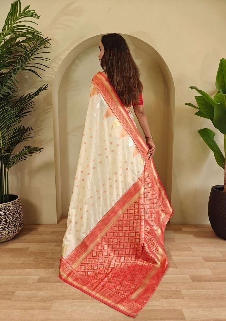 White Zari Work Silk Blend Saree Set for Diwali and Festive Wear - Indya