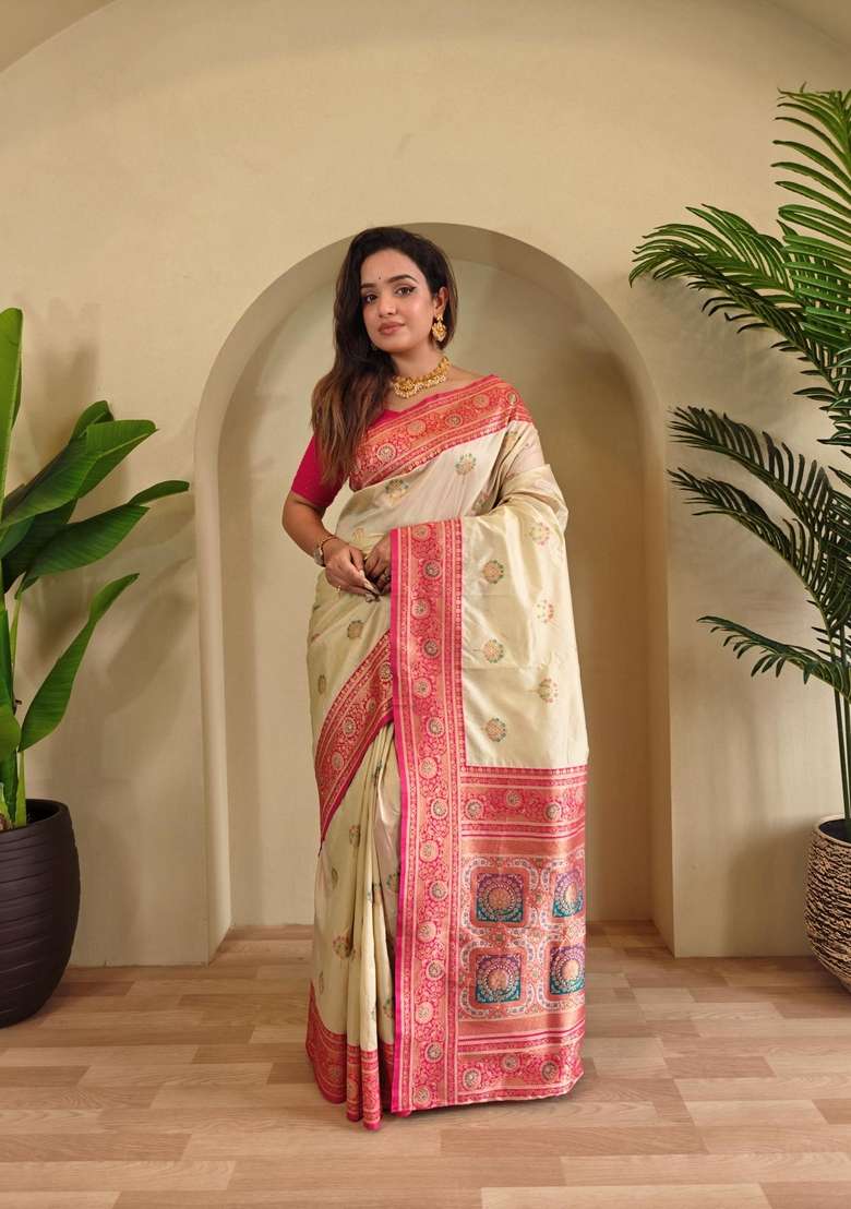 Cream Silk Blend Saree Set with Zari Work for Diwali | Wedding & Festive Wear - Indya