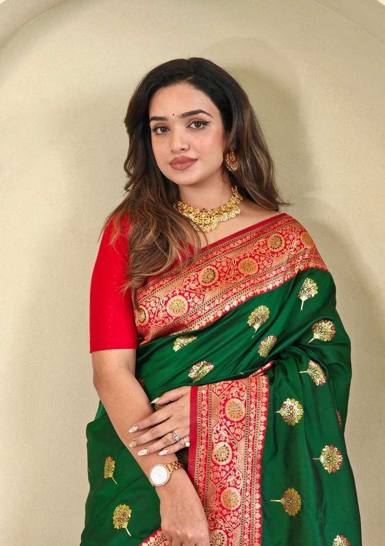 Green Zari Work Silk Blend Saree Set for Diwali and Festive Wear - Indya