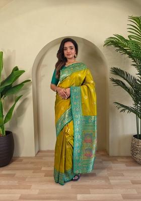 Mehendi Zari Work Silk Blend Saree Set