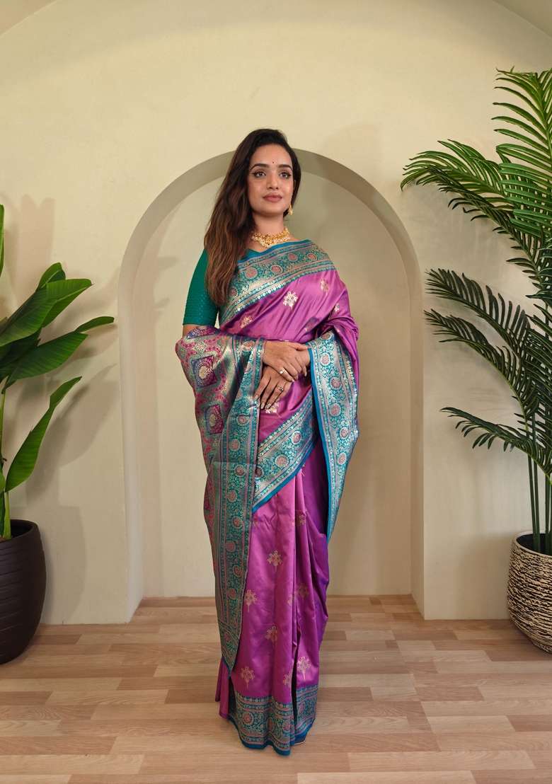 Onion Pink Silk Blend Saree Set with Zari Work for Diwali | Wedding & Festive Wear - Indya