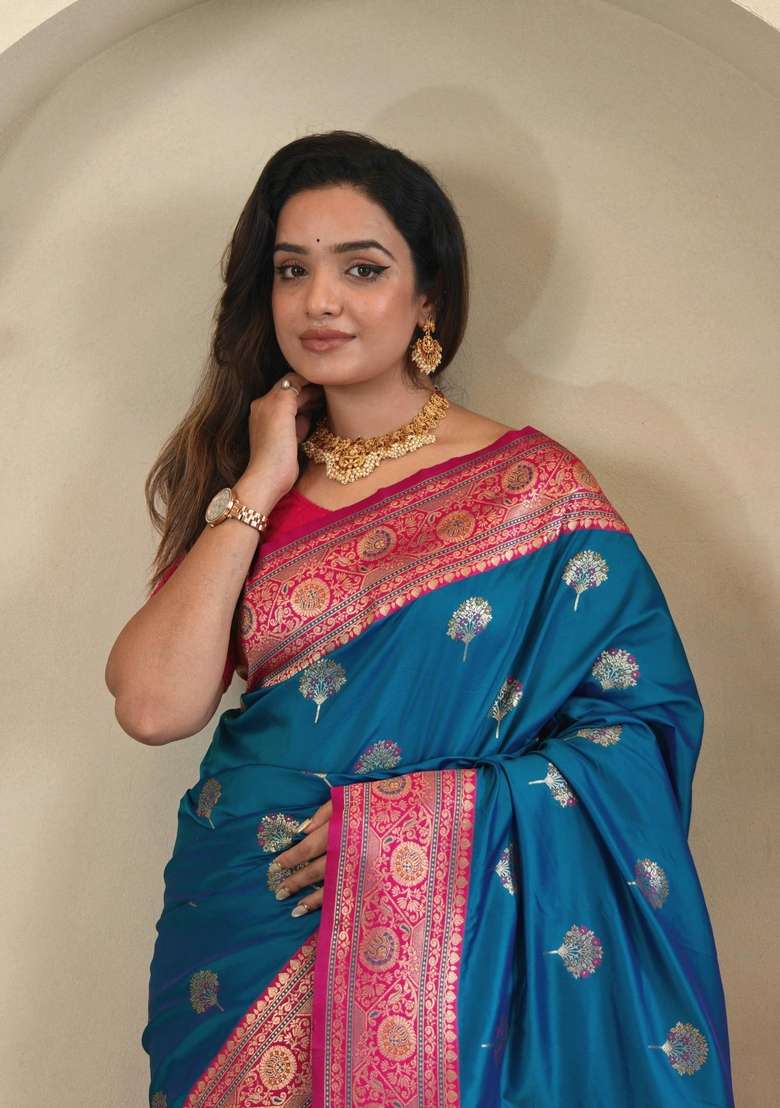 Teal Silk Blend Saree Set with Zari Work for Diwali | Wedding & Festive Wear - Indya