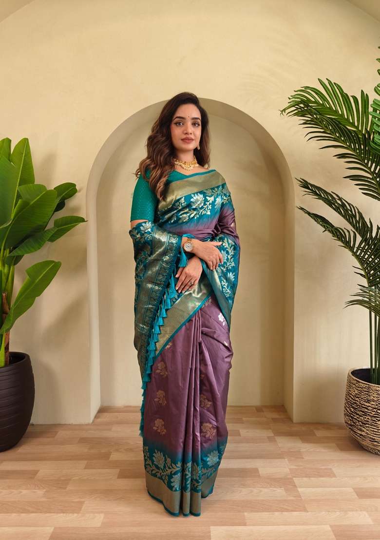Dark Onion Pink Silk Blend Saree Set with Zari Work for Diwali | Wedding & Festive Wear - Indya
