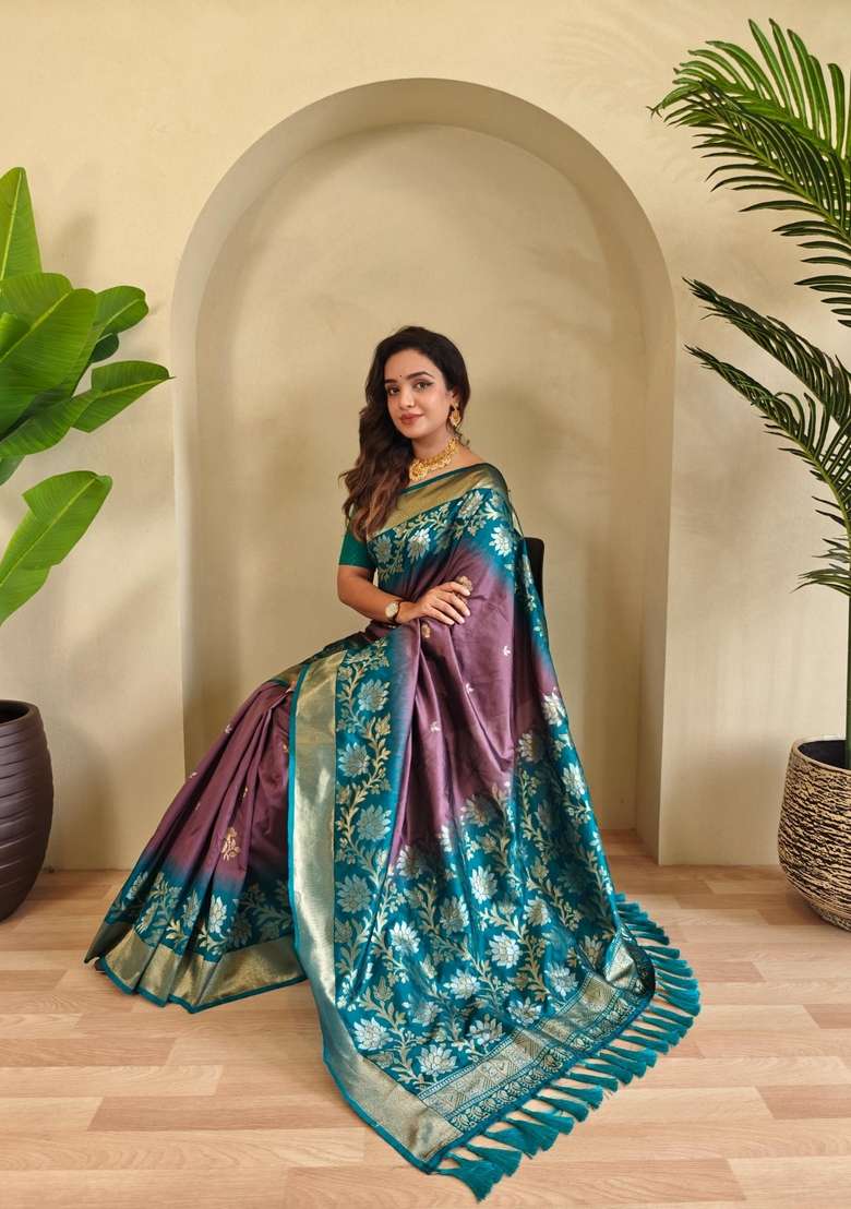 Dark Onion Pink Silk Blend Saree Set with Zari Work for Diwali | Wedding & Festive Wear - Indya