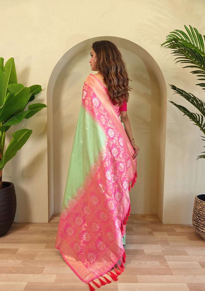 Light Green Silk Blend Saree Set with Zari Work for Diwali | Wedding & Festive Wear - Indya