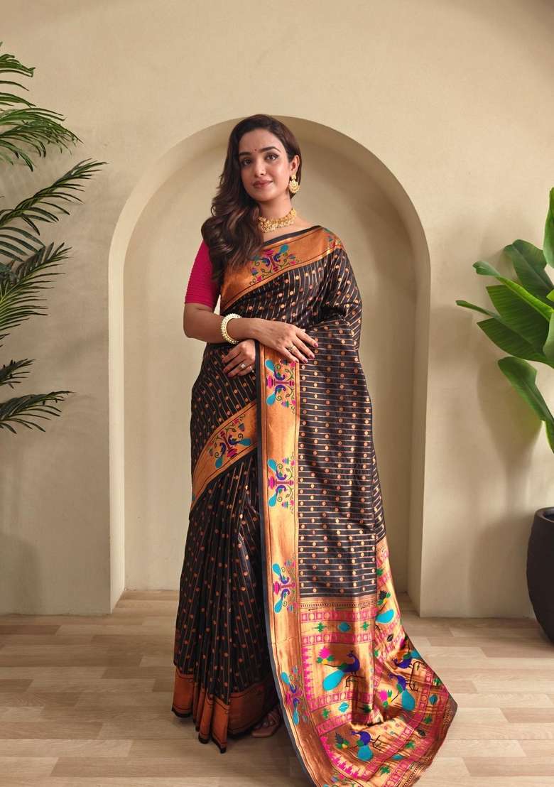 Black Silk Blend Saree Set with Zari Work for Diwali | Wedding & Festive Wear - Indya