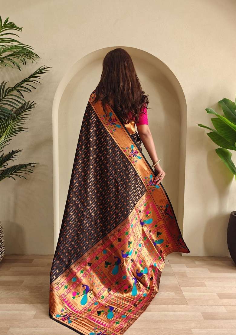 Black Silk Blend Saree Set with Zari Work for Diwali | Wedding & Festive Wear - Indya