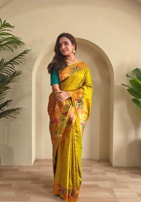Mehendi Zari Work Silk Blend Saree Set