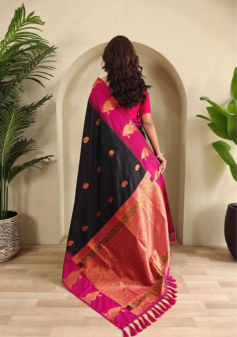Black Silk Blend Saree Set with Zari Work for Diwali | Wedding & Festive Wear - Indya