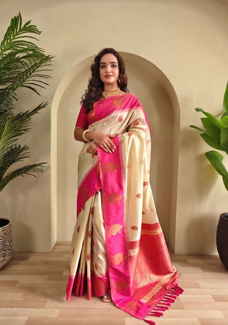 Cream Silk Blend Saree Set with Zari Work for Diwali | Wedding & Festive Wear - Indya