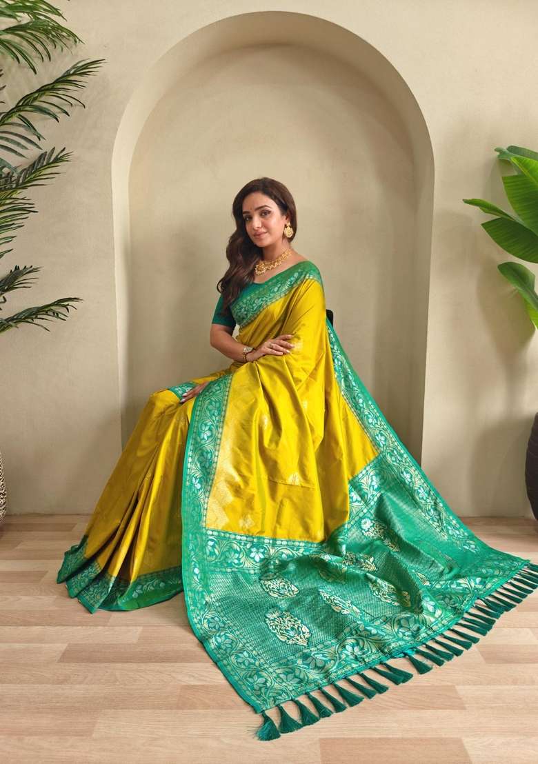 Lemon Silk Blend Saree Set with Zari Work for Diwali | Wedding & Festive Wear - Indya