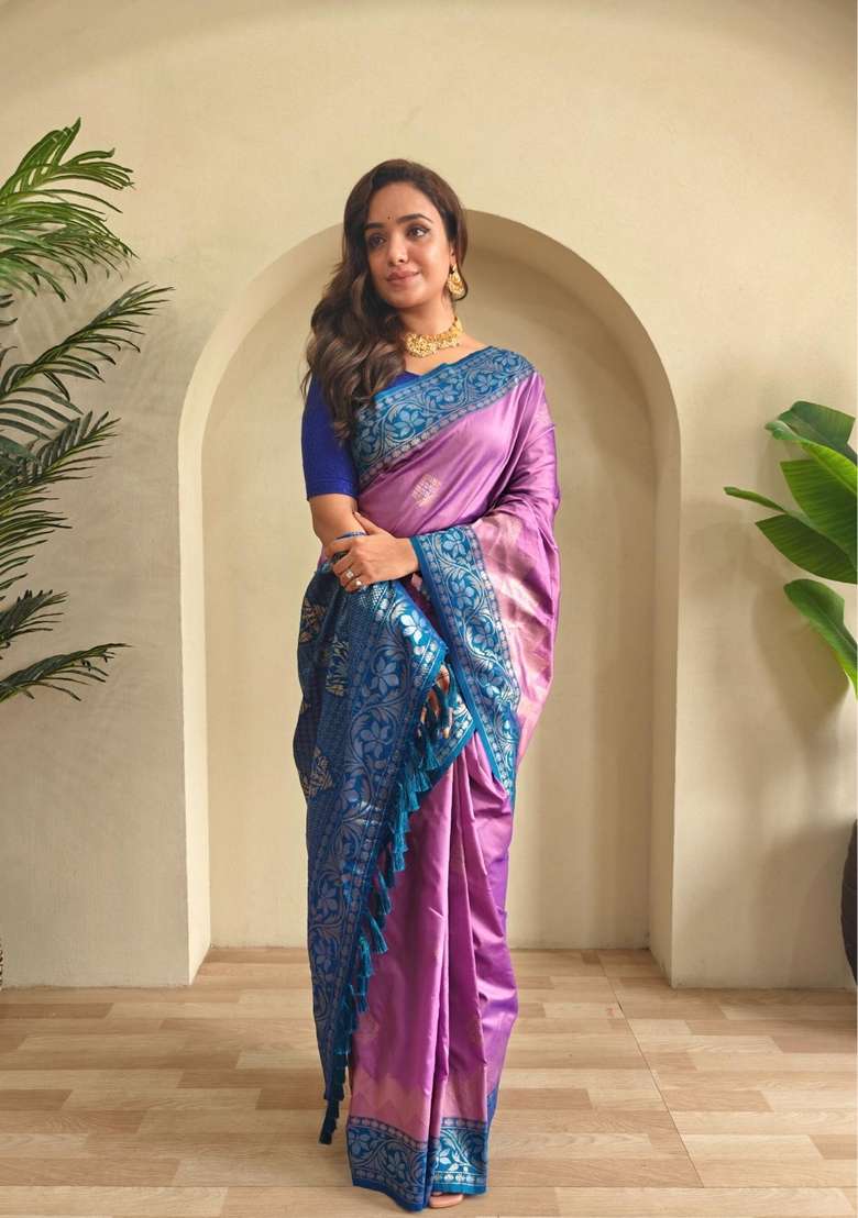 Onion Pink Silk Blend Saree Set with Zari Work for Diwali | Wedding & Festive Wear - Indya