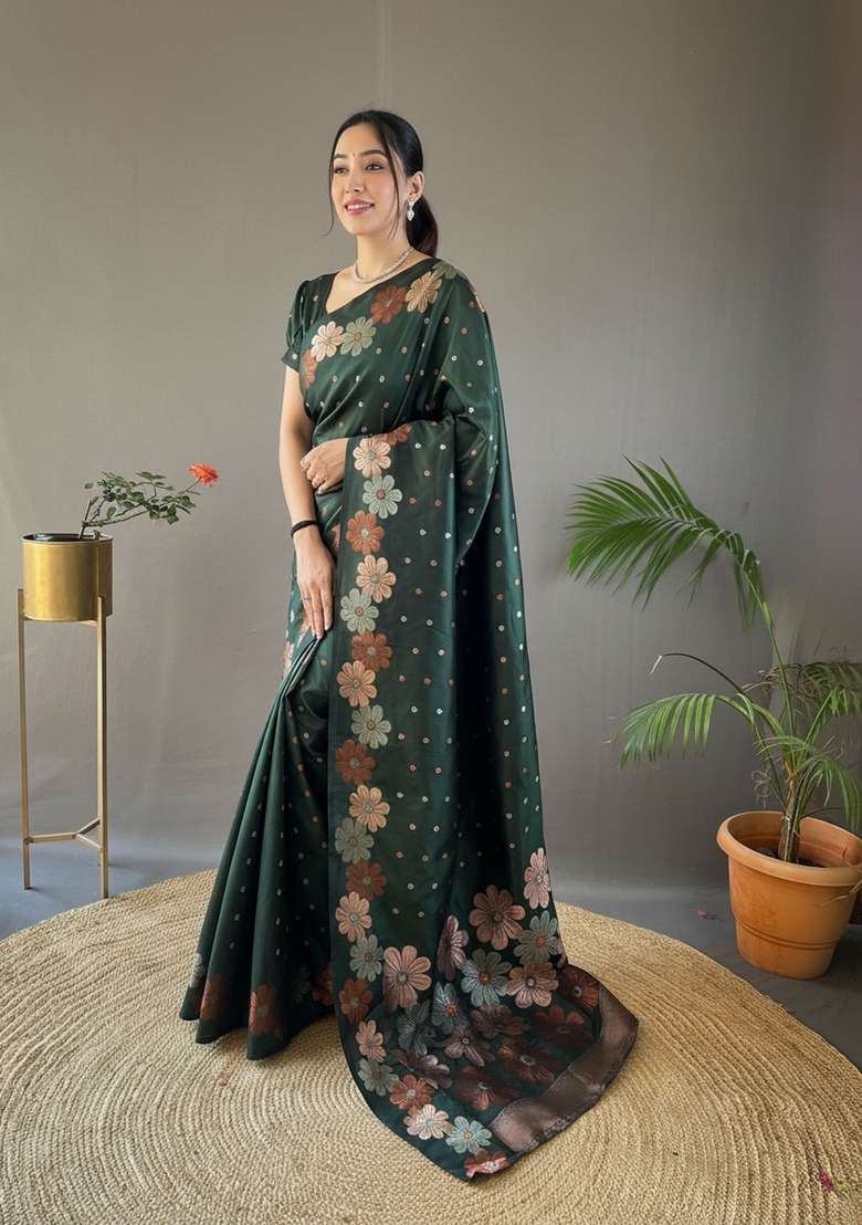 Green Silk Blend Saree Set with Zari Work for Diwali | Wedding & Festive Wear - Indya