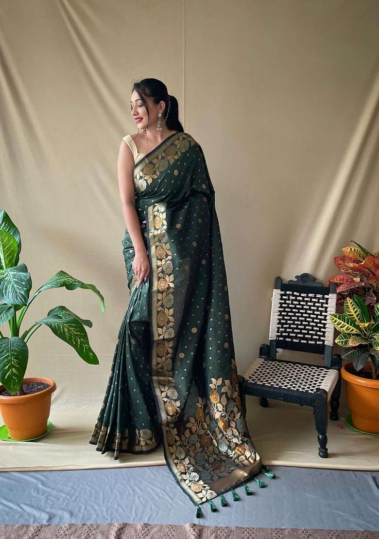 Green Silk Blend Saree Set with Zari Work for Diwali | Wedding & Festive Wear - Indya