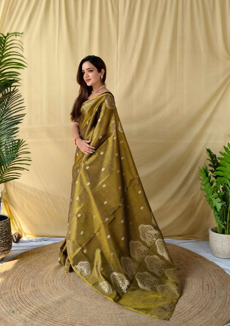 Black Silk Blend Saree Set with Zari Work for Diwali | Wedding & Festive Wear - Indya
