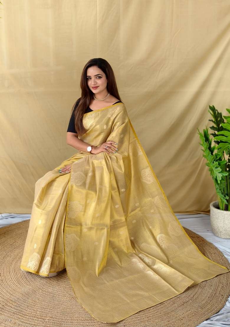 Cream Silk Blend Saree Set with Zari Work for Diwali | Wedding & Festive Wear - Indya