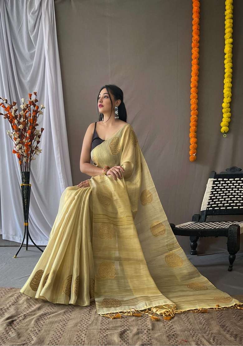 Cream Silk Blend Saree Set with Zari Work for Diwali | Wedding & Festive Wear - Indya